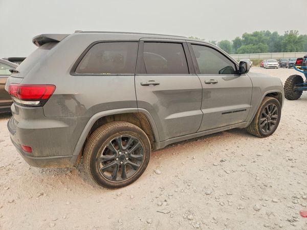 2020 JEEP GRAND CHEROKEE Laredo
