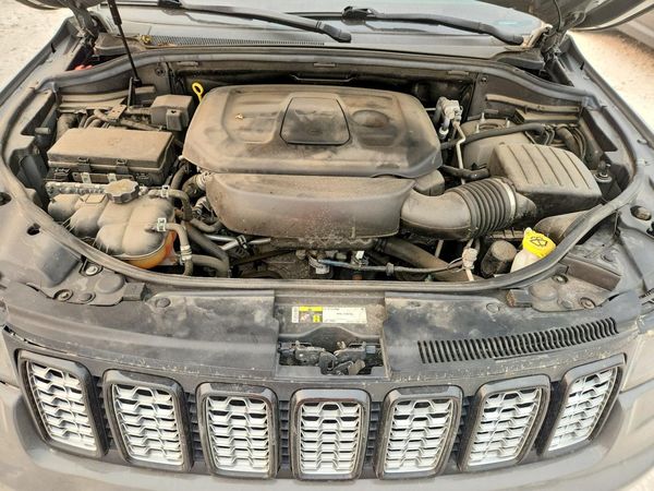 2020 JEEP GRAND CHEROKEE Laredo