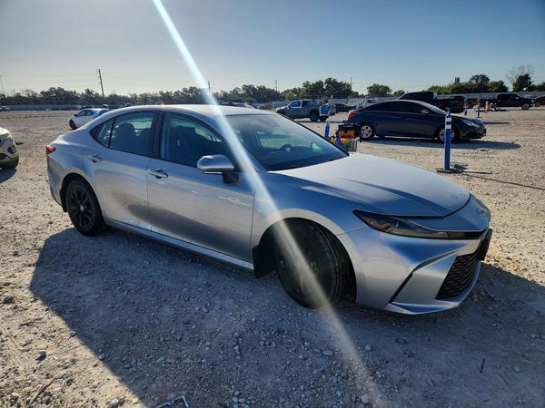 2026 TOYOTA CAMRY — Passenger 3/4