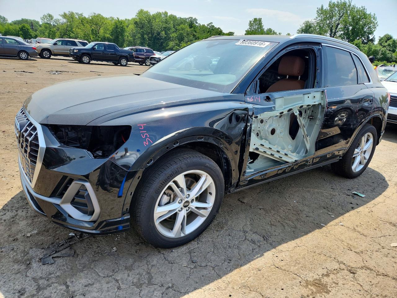 2024 AUDI Q3 S Line quattro Premium