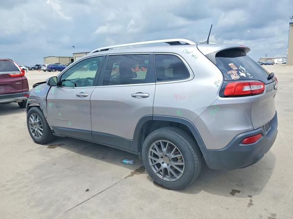 2018 JEEP CHEROKEE LATITUDE FWD
