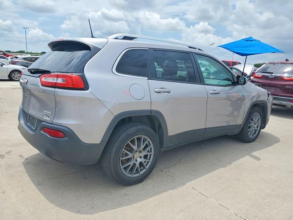 2018 JEEP CHEROKEE LATITUDE FWD