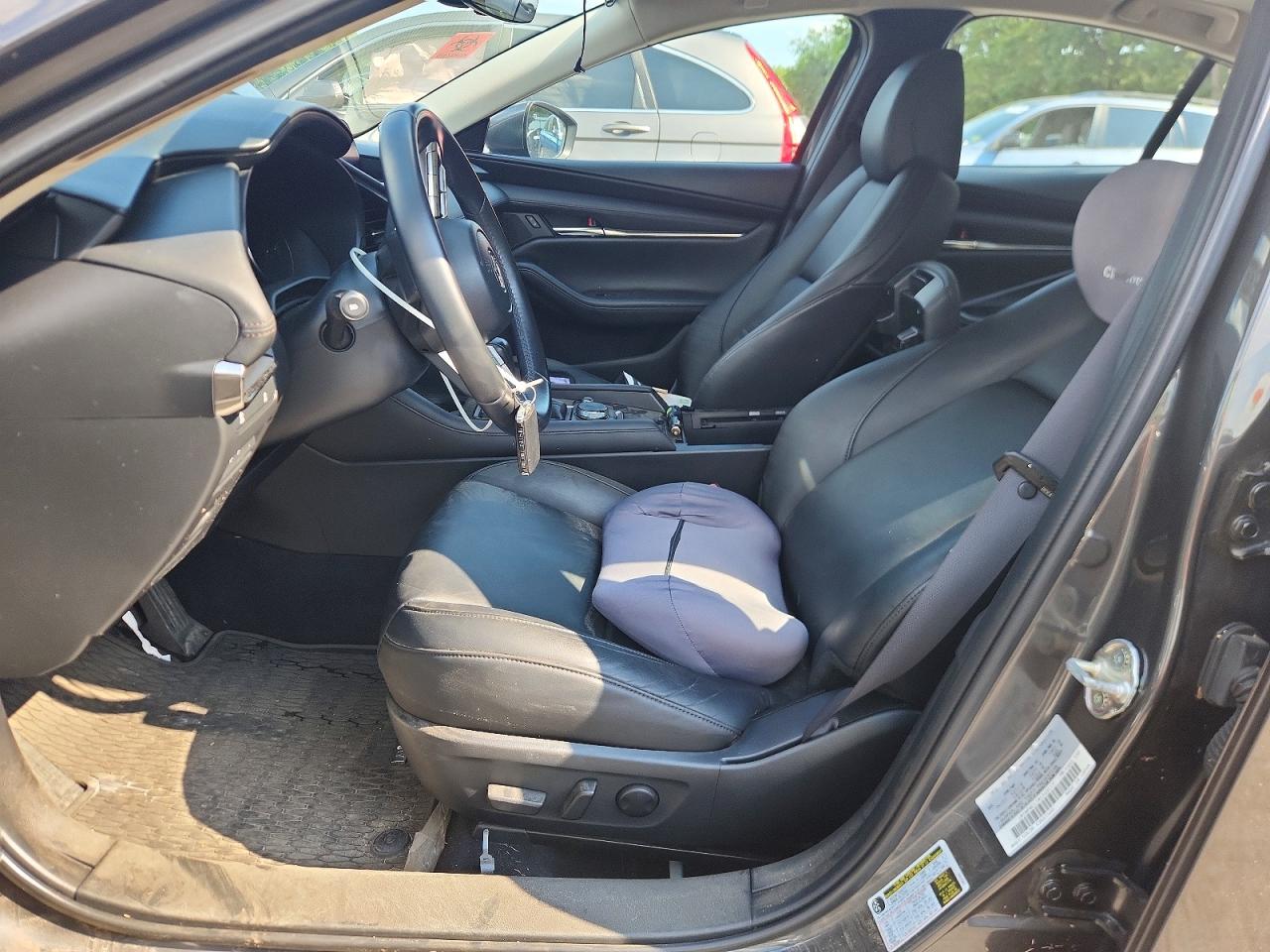 2021 MAZDA 3