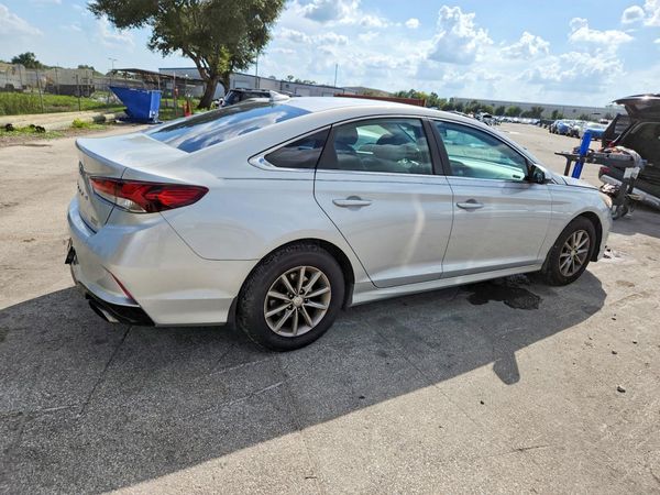 2019 HYUNDAI SONATA Eco Turbo, SE