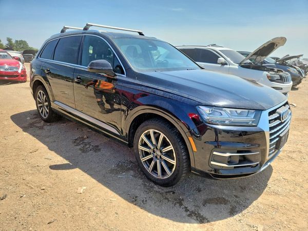 2017 AUDI Q7 quattro Prestige