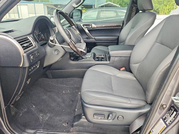 2023 LEXUS GX 460 Premium