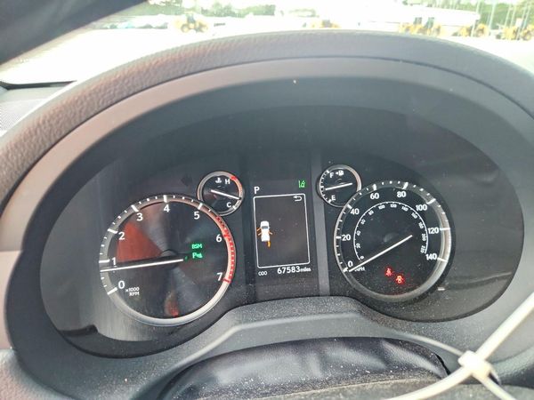 2023 LEXUS GX 460 Premium