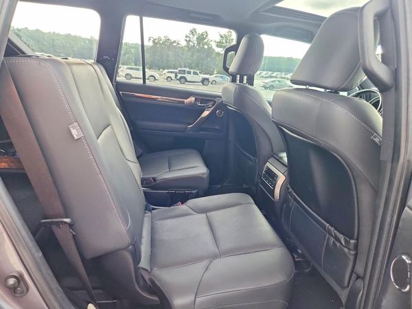 2023 LEXUS GX 460 Premium