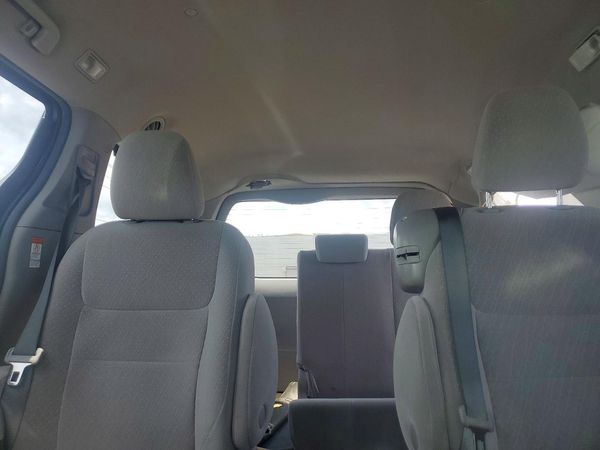 2017 TOYOTA SIENNA LE Mobility/LE