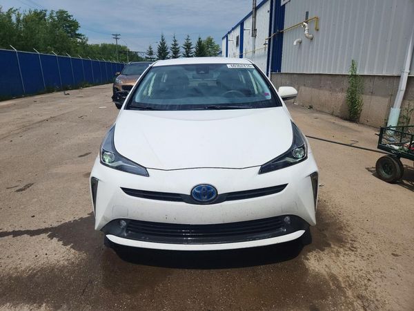 2019 TOYOTA PRIUS LE/XLE