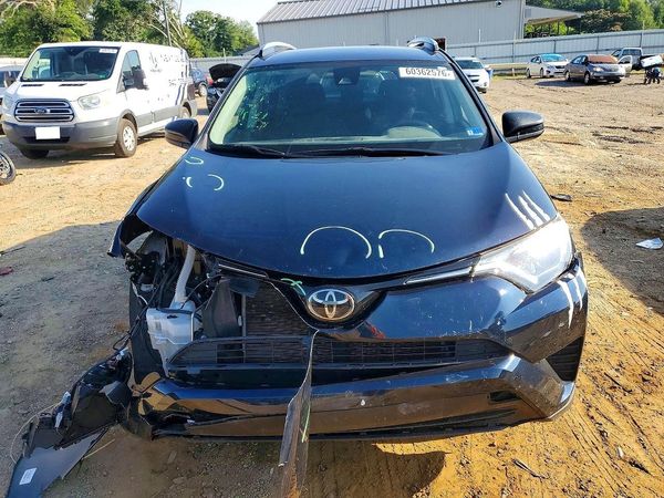 2017 TOYOTA RAV4