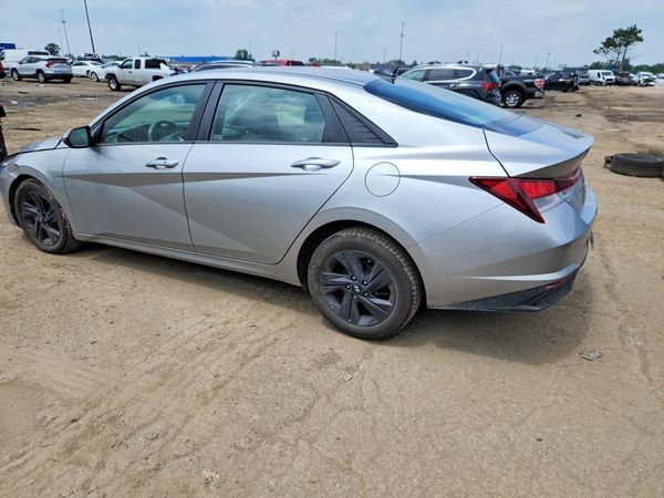 2022 HYUNDAI ELANTRA SEL w/Convenience Pkg