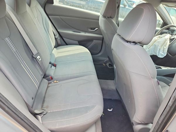 2022 HYUNDAI ELANTRA SEL w/Convenience Pkg