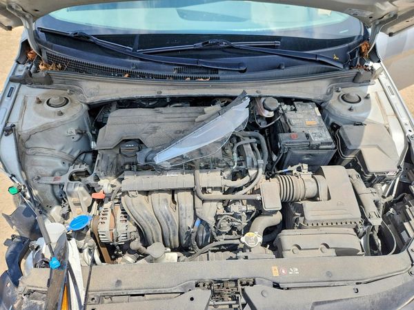 2022 HYUNDAI ELANTRA SEL w/Convenience Pkg