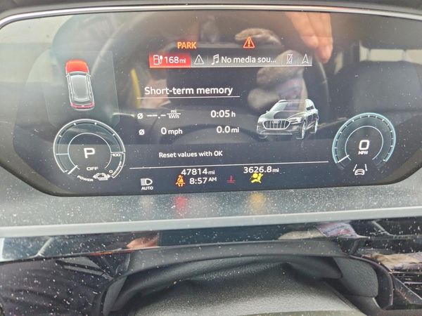 2022 AUDI E-TRON