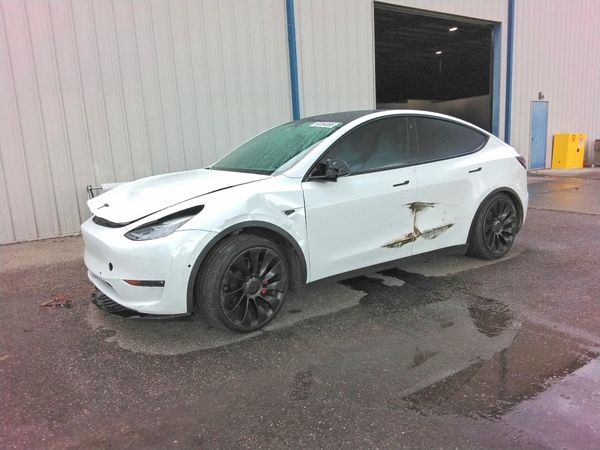 2022 TESLA MODEL Y