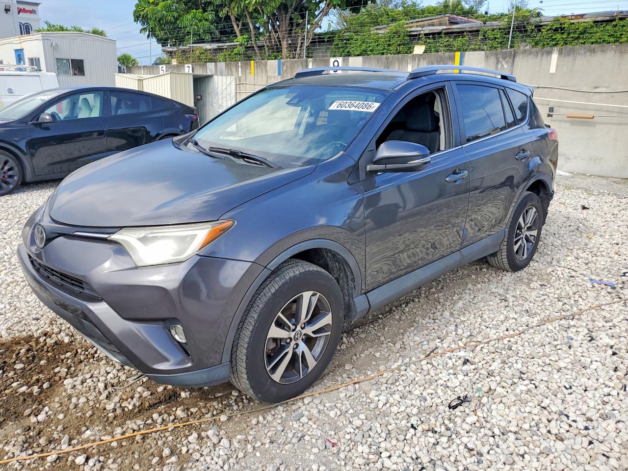 2018 TOYOTA RAV4 Adventure/XLE