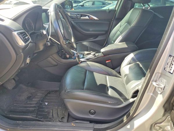 2018 INFINITI QX30