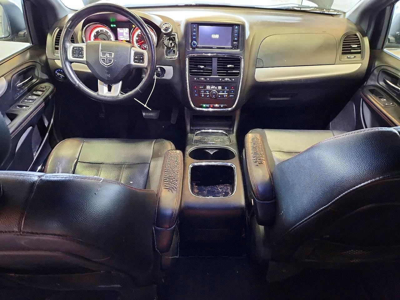 2017 DODGE GRAND CARAVAN GT