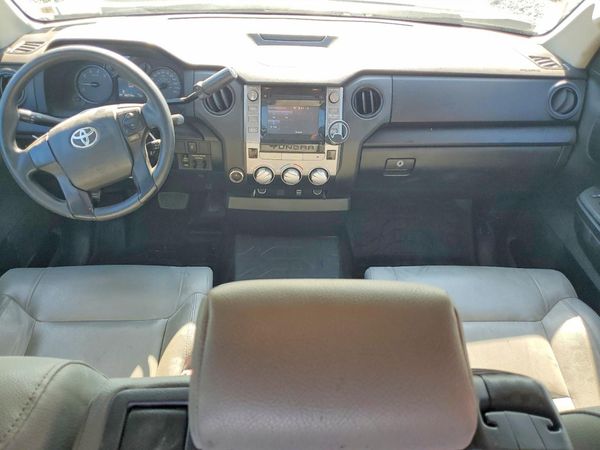 2017 TOYOTA TUNDRA SR/SR5