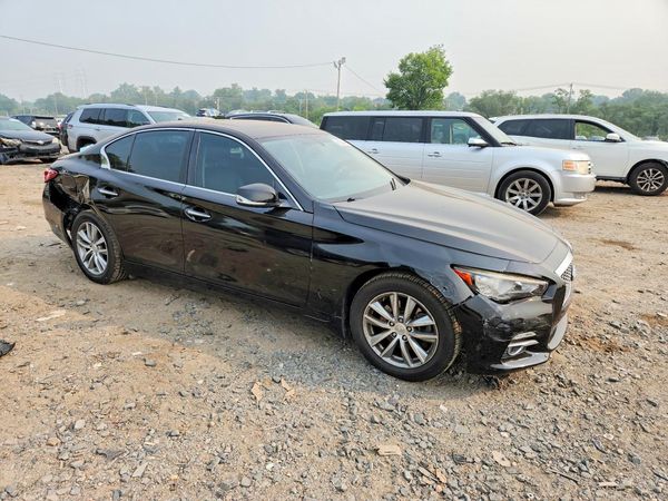 2015 INFINITI Q50