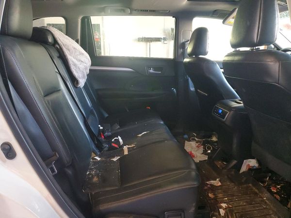 2017 TOYOTA HIGHLANDER