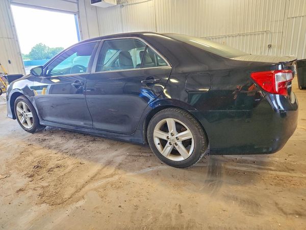 2013 TOYOTA CAMRY