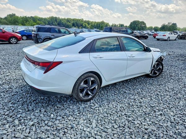 2023 HYUNDAI ELANTRA SEL w/Convenience Pkg