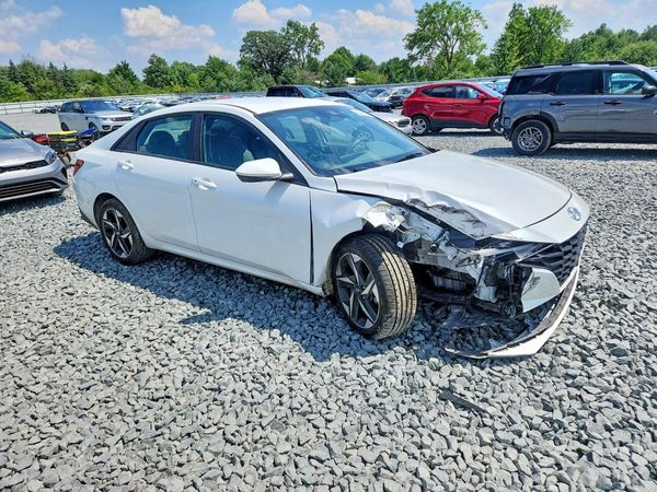 2023 HYUNDAI ELANTRA SEL w/Convenience Pkg