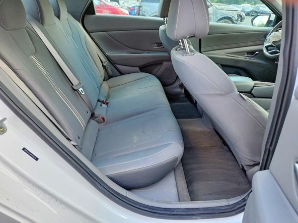 2023 HYUNDAI ELANTRA SEL w/Convenience Pkg