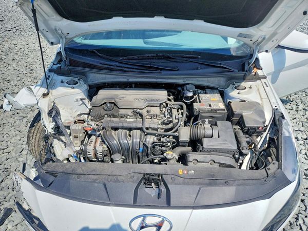 2023 HYUNDAI ELANTRA SEL w/Convenience Pkg