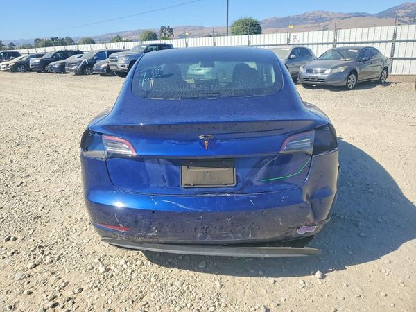2018 TESLA MODEL 3