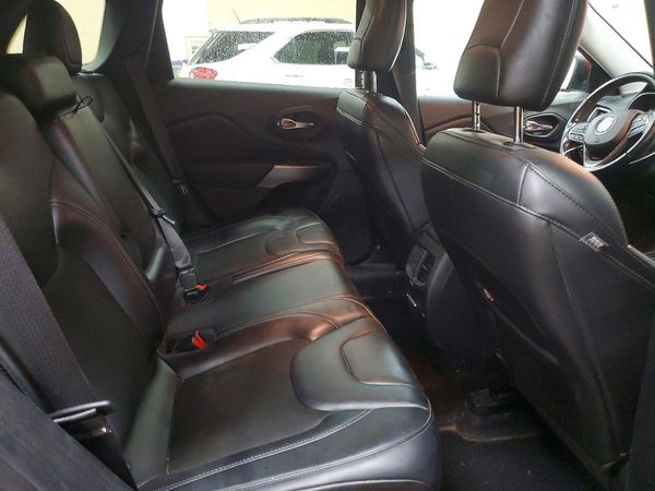 2020 JEEP CHEROKEE LATITUDE PLUS 4X4