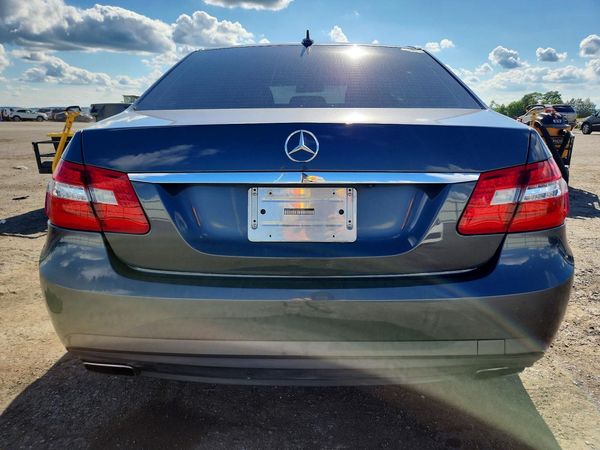 2010 MERCEDES-BENZ E E550