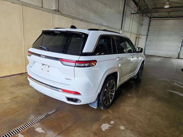 2022 JEEP GRAND CHEROKEE Overland 4XE