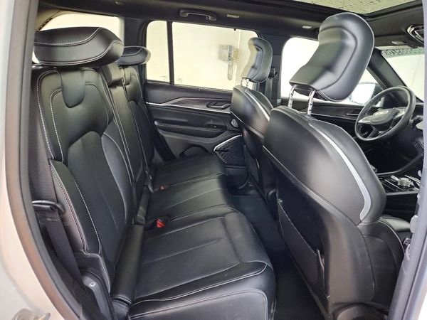 2022 JEEP GRAND CHEROKEE Overland 4XE