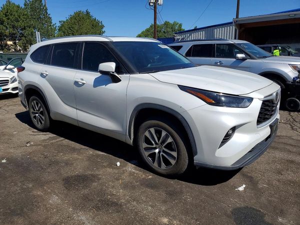 2023 TOYOTA HIGHLANDER