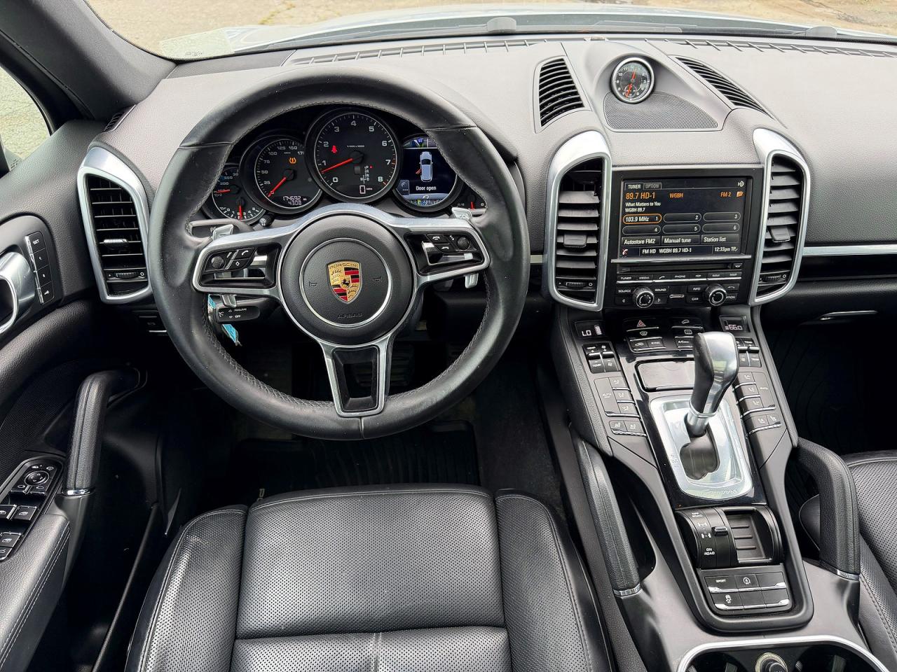 2016 PORSCHE CAYENNE