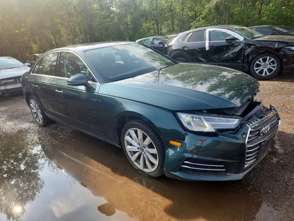 2017 AUDI A4 quattro Premium