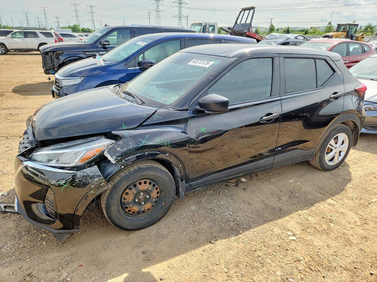 2021 NISSAN KICKS S