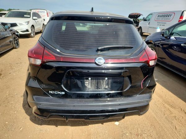 2021 NISSAN KICKS S