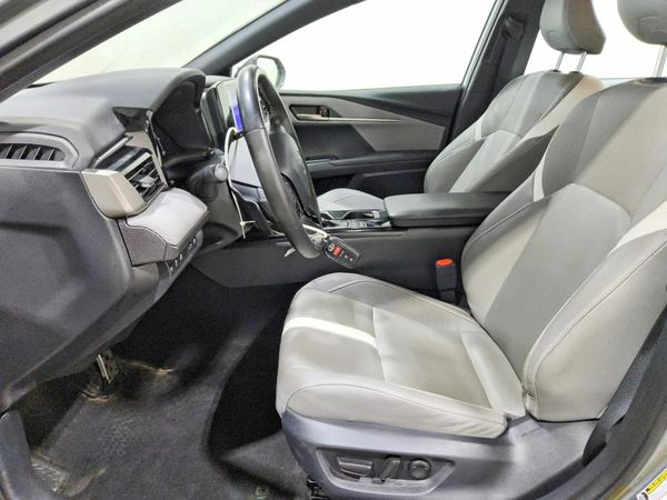 2025 TOYOTA CAMRY — DENT