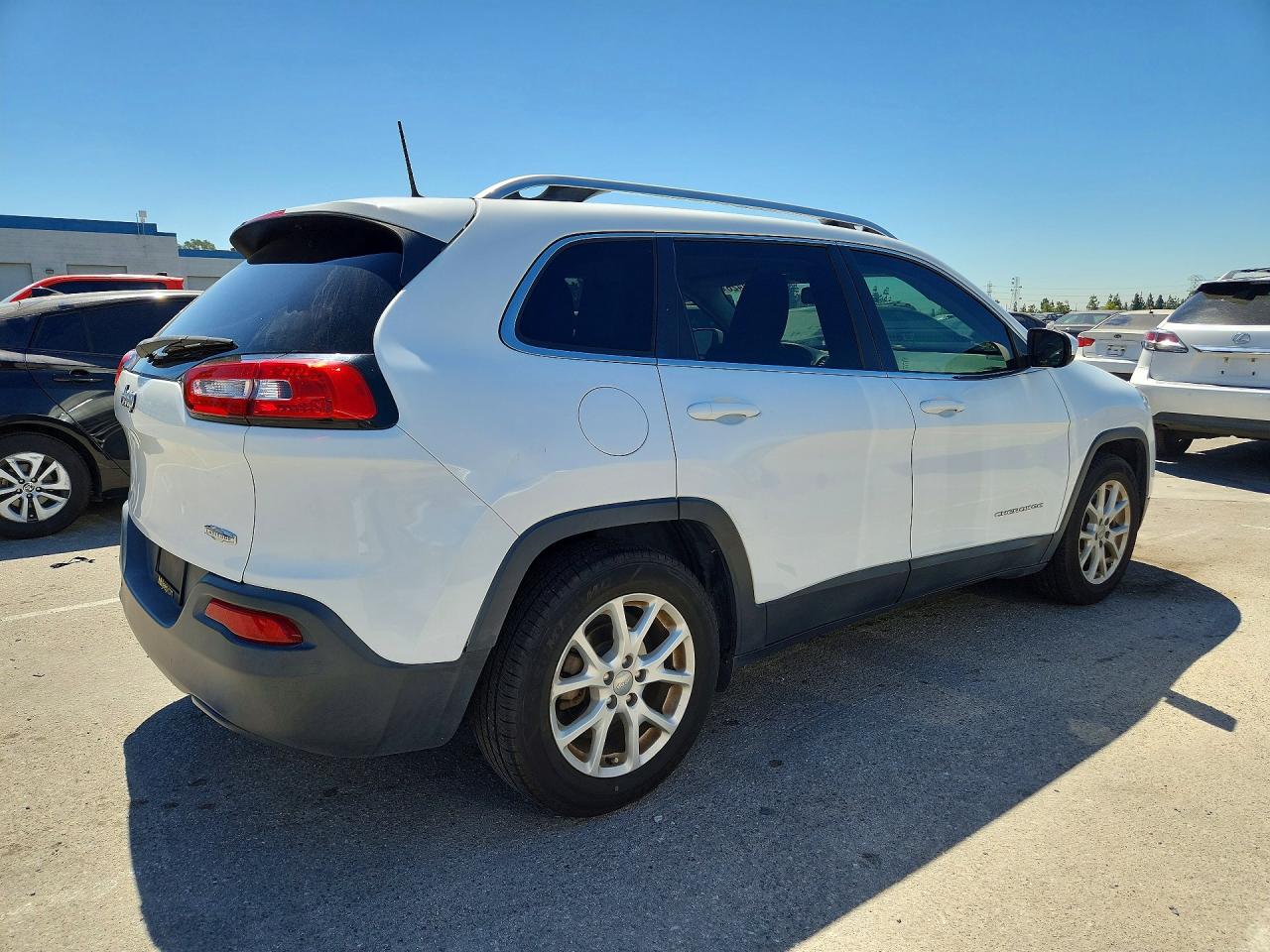 2017 JEEP CHEROKEE LATITUDE FWD