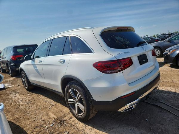 2021 MERCEDES-BENZ GLC GLC300