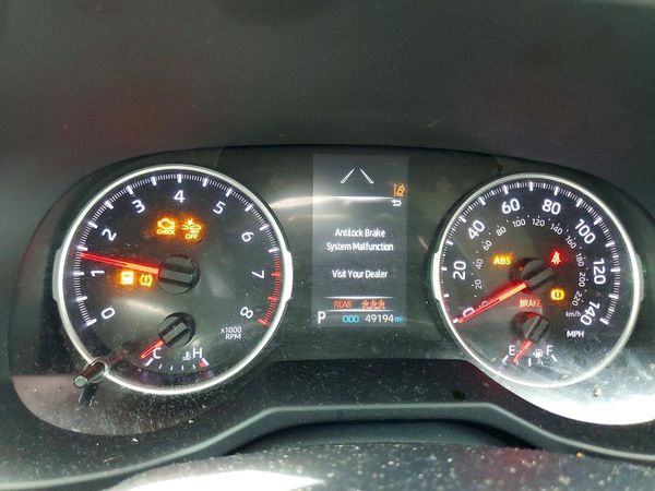 2022 TOYOTA RAV4 LE