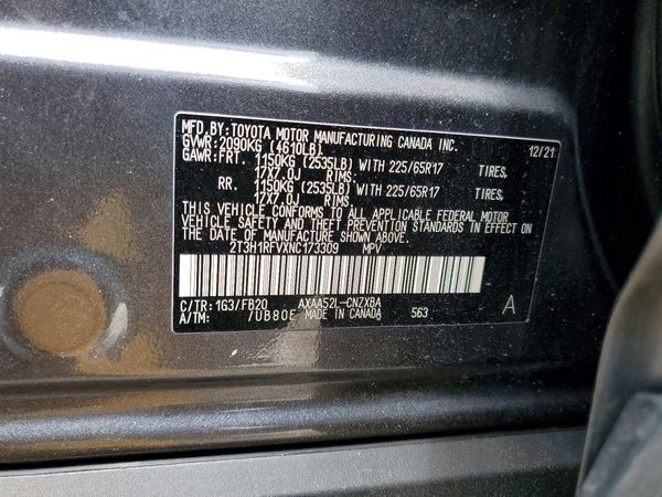 2022 TOYOTA RAV4 LE