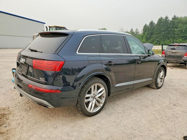 2017 AUDI Q7 quattro Prestige