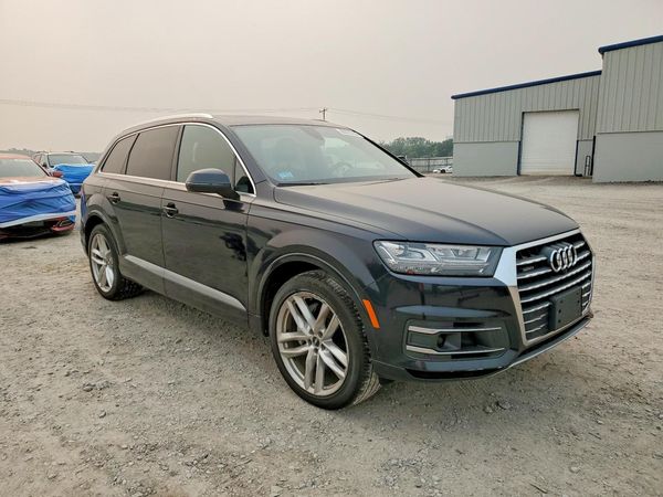 2017 AUDI Q7 quattro Prestige