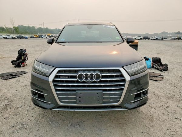 2017 AUDI Q7 quattro Prestige
