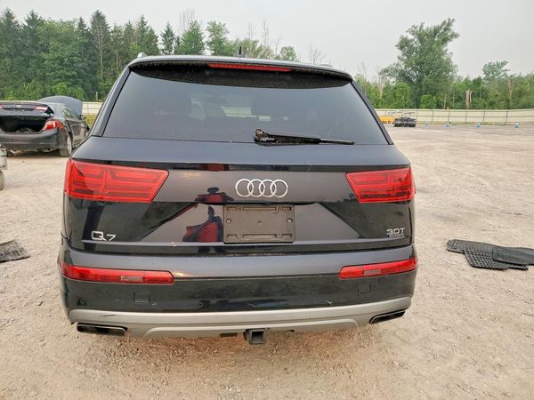 2017 AUDI Q7 quattro Prestige